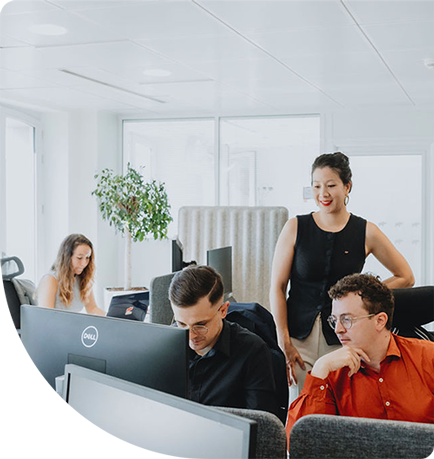 Photo Travail Bureau Min Photo Travail Bureau